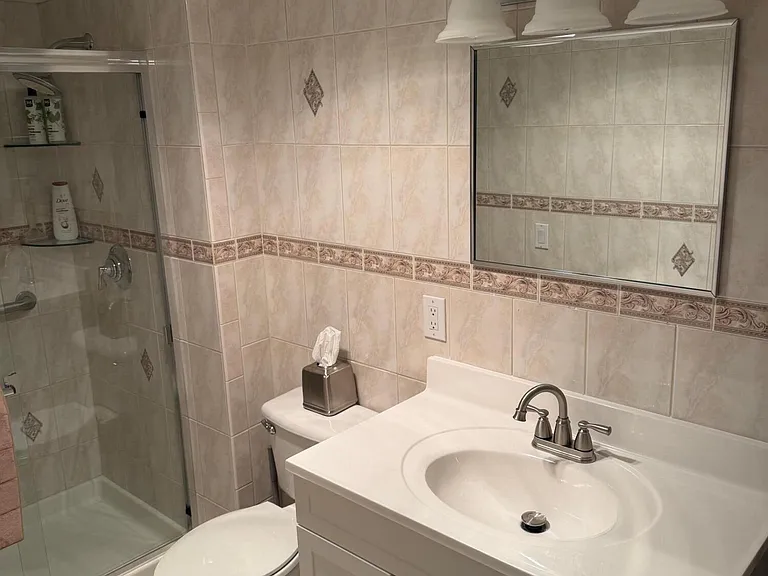 146 Somerset H #146-H — Photo 5