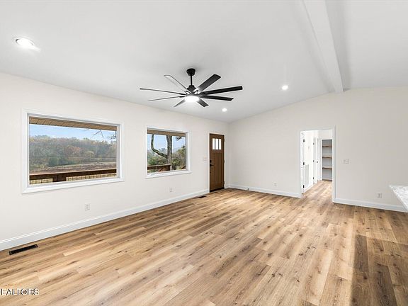 5th image of 312 Pine St