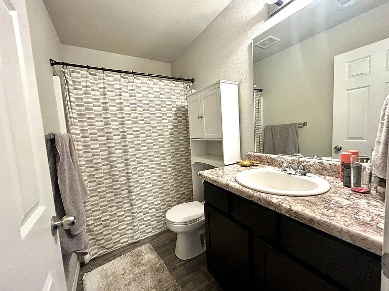 1324 S Morningside Dr — Photo 17