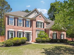 715 Aronson Lake Ct, Roswell, GA 30075