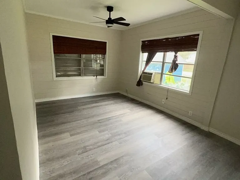 310 N Rock Island St — Photo 21