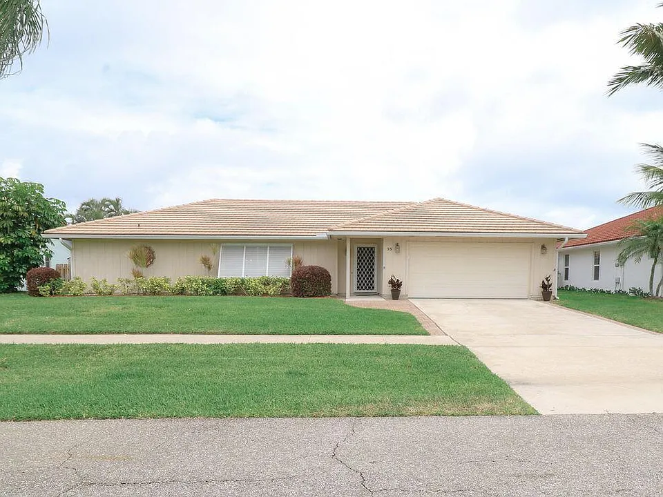 73 Pine Hill Trl W