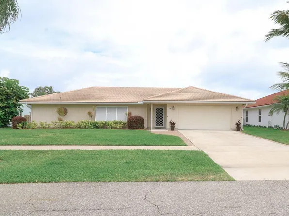 73 Pine Hill Trl W, Tequesta, FL 33469