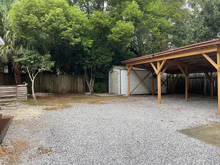 1718 E Cervantes St — Photo 26