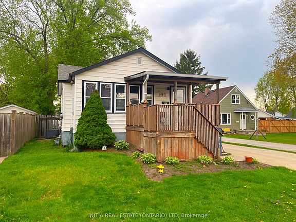 2nd image of 993 Murphy Rd W