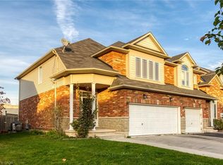 150 Benziger Ln, Hamilton, ON L8E 6G6