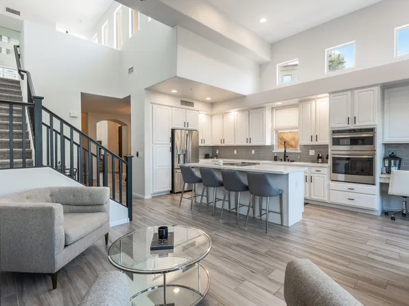 28990 White Feather Ln, Scottsdale, AZ