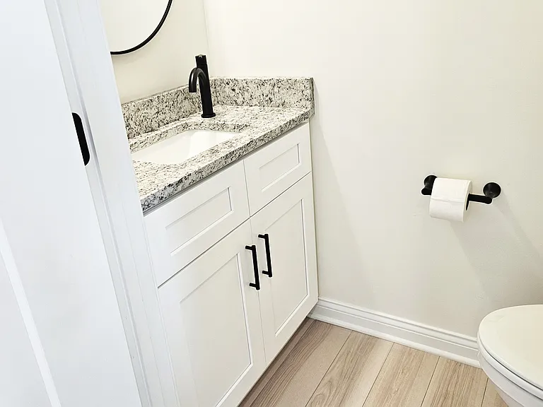 1015 Gwyn Ave — Photo 13