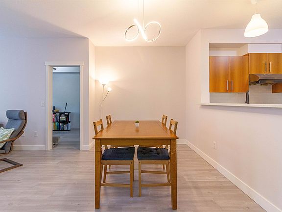 5th image of 9229 University Cres #32
