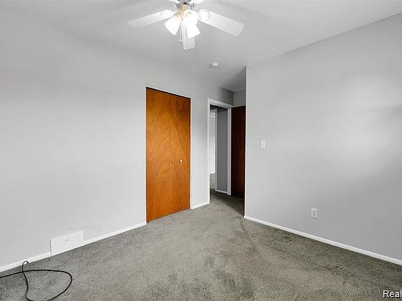 5th image of 3305 Menge Ave