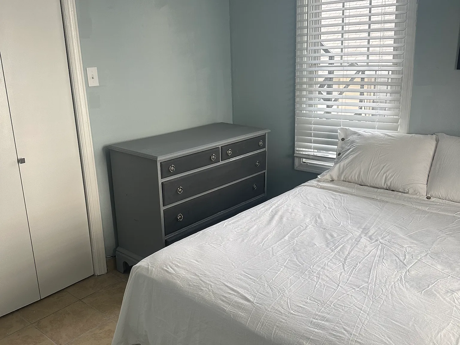 1 bed, 500 sqft, $1,300 — Photo 4