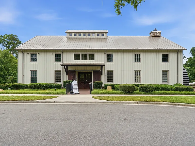 2147 Ashley River Rd — Photo 37