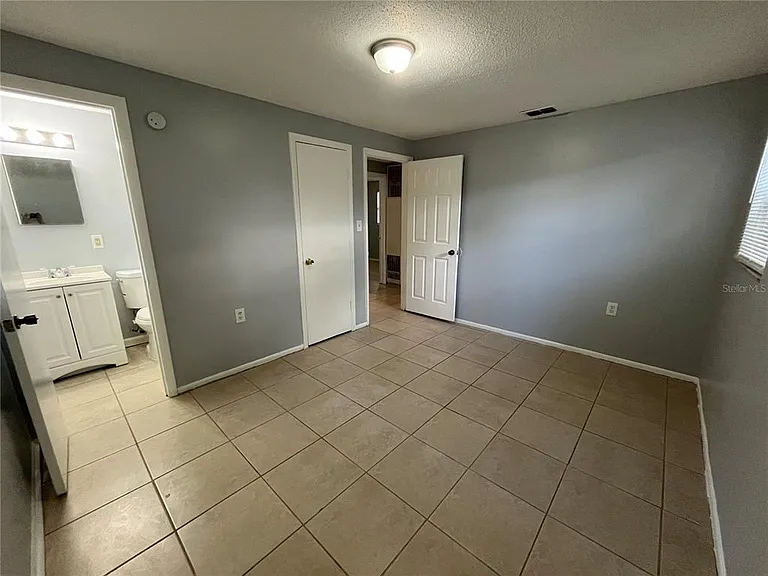 146 Bob Thomas Cir — Photo 12