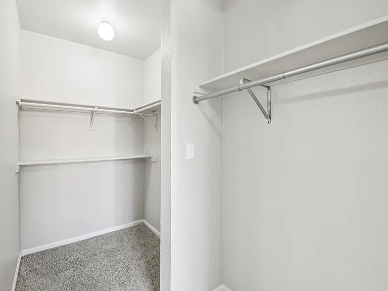 Creekstone Apartments — Photo 7