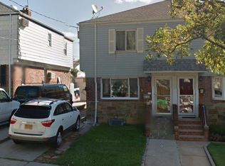 4565 159th St, Flushing, NY 11358