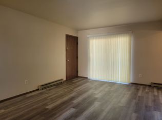1335 Moreland St APT A, Oshkosh, WI 54902