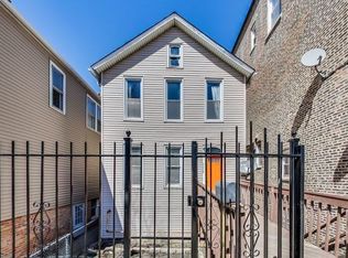 2308 W 19th St, Chicago, IL 60608