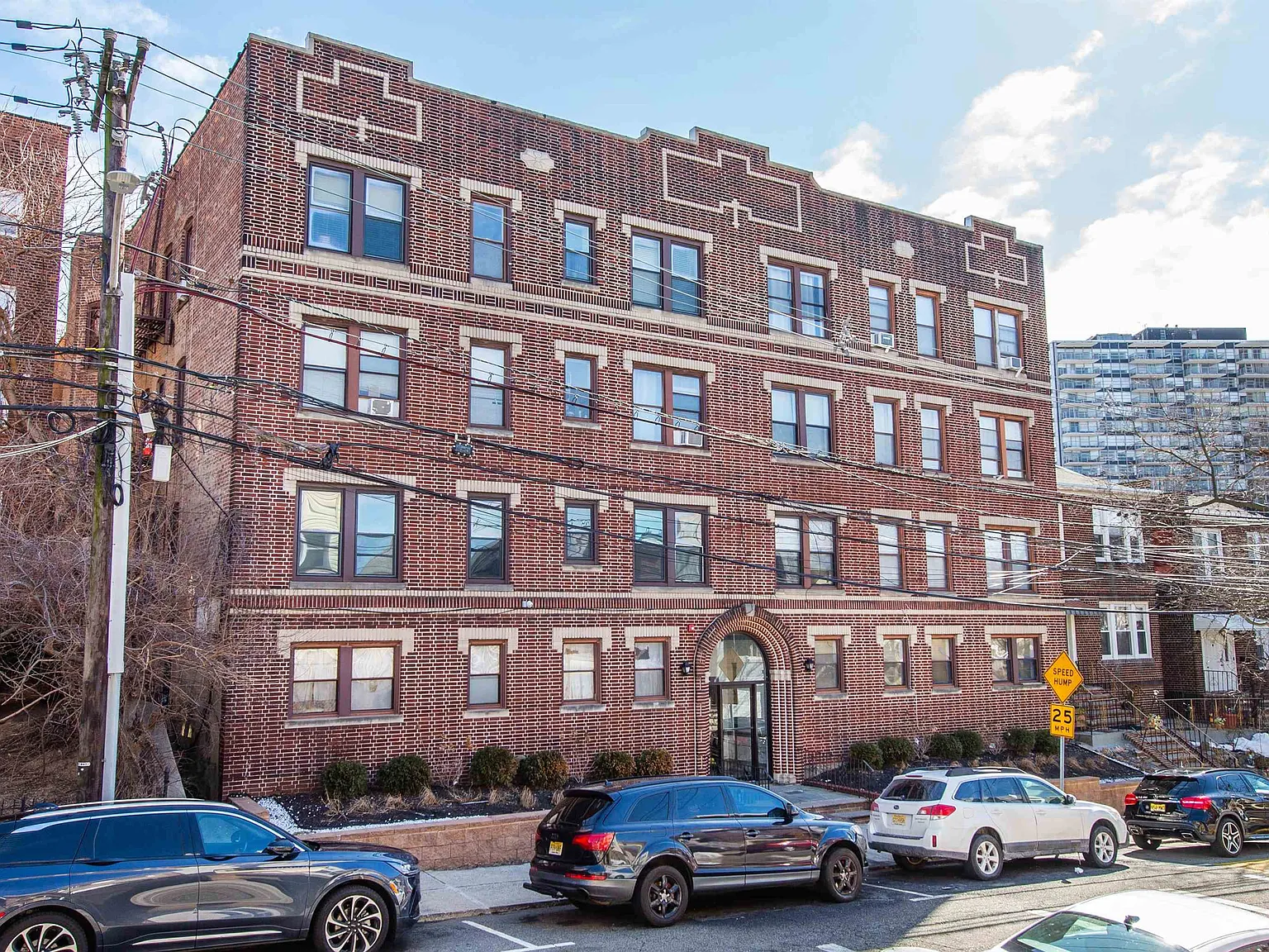 Highland Place Assoc — Photo 1