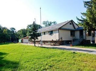 138 N Rebecca St, Glenwood, IL
