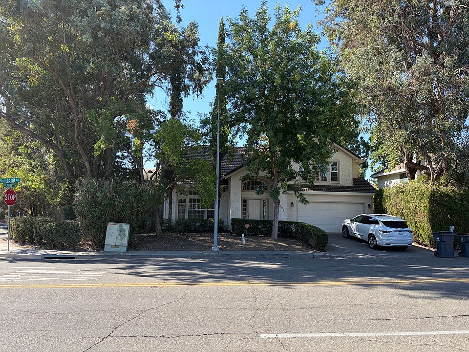 1st image of 2233 Humboldt Ave