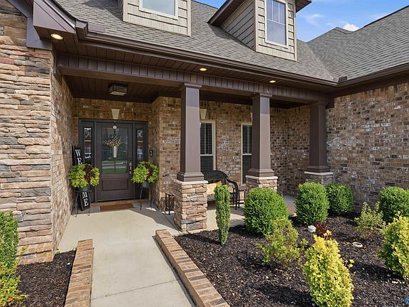 2nd image of 105 Cypress Way