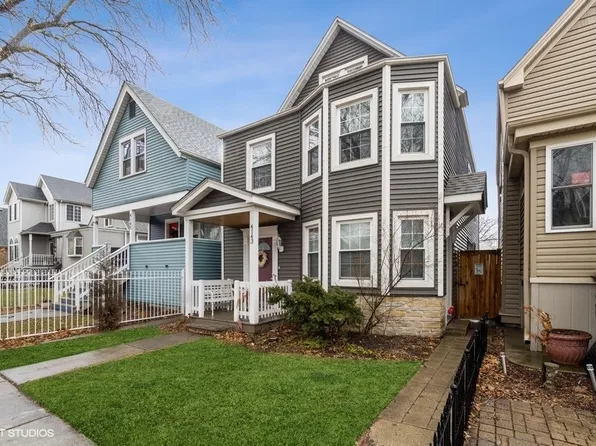 (undisclosed Address), Chicago, IL 60641