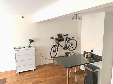 3rd image of 19 Clinton St APT 501