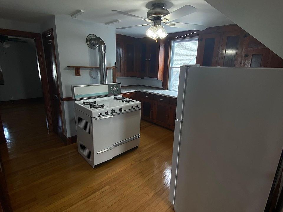1st image of 62 Brightridge Ave #3