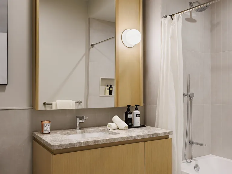 655 Union St #5S — Photo 4
