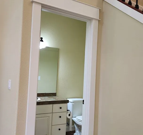 3819 Cameron Dr NE — Photo 27