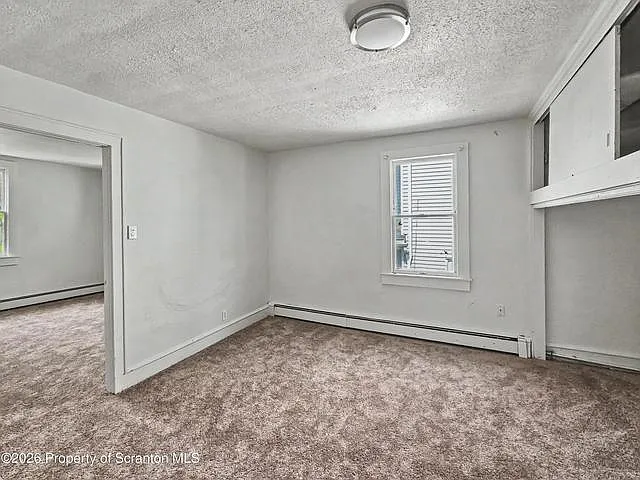 949 Carmalt St — Photo 9