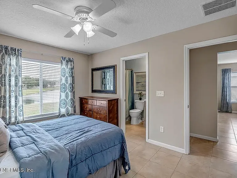223 Brookfall Dr — Photo 7
