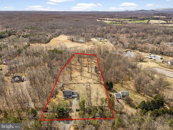 2nd image of 10507 Cliff Mills Rd