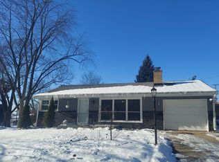 1915 23rd St, Rockford, IL 61108