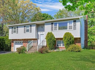 48 Lake Nanuet Drive, Nanuet, NY 10954