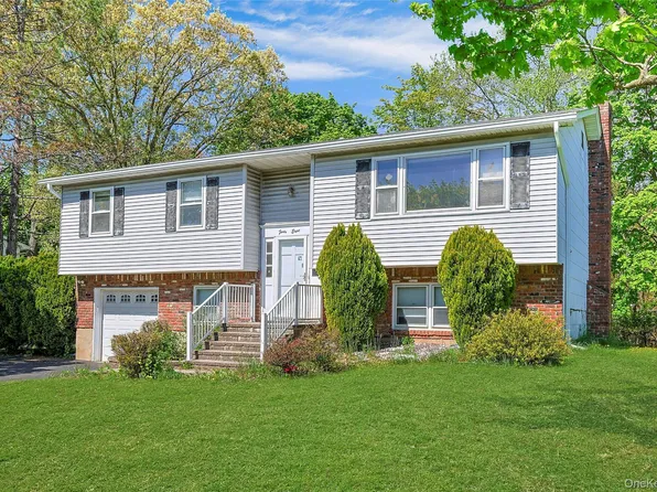 48 Lake Nanuet Drive, Nanuet, NY 10954