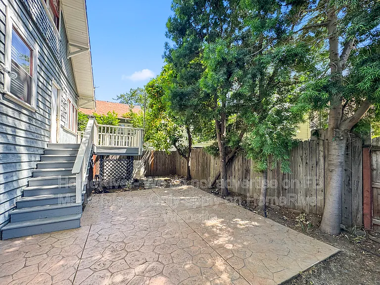 2800 F St — Photo 16