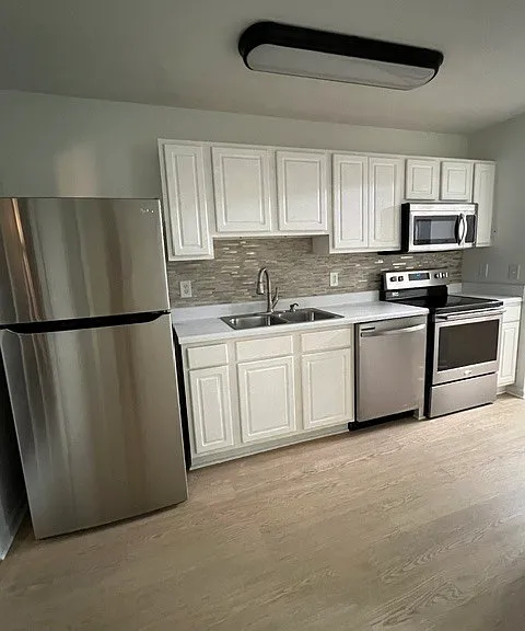 135 Harvest Ct — Photo 14