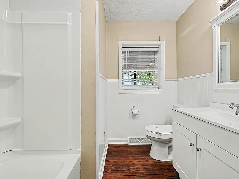 534 N Fayetteville St — Photo 16
