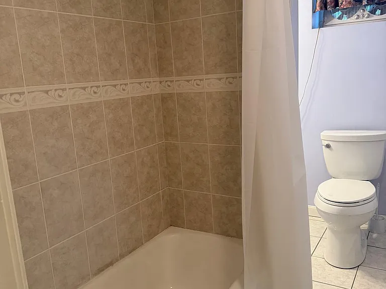 13 Parker St #1 — Photo 2
