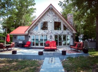 65 Treasure Island Rd, Roscommon, MI 48653