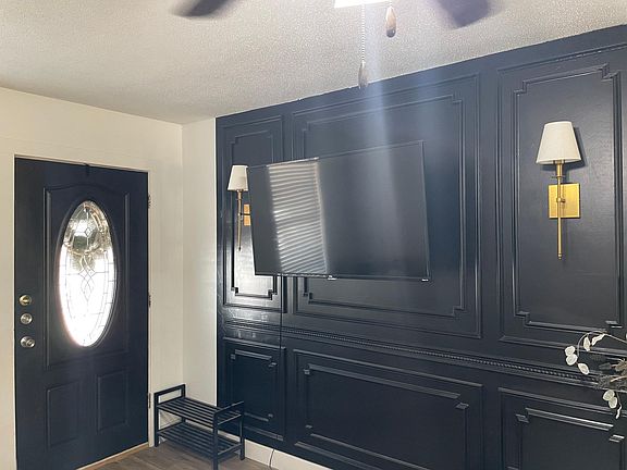 3rd image of 1125 Georgia St