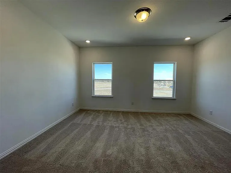 2207 Adena Springs Dr — Photo 19