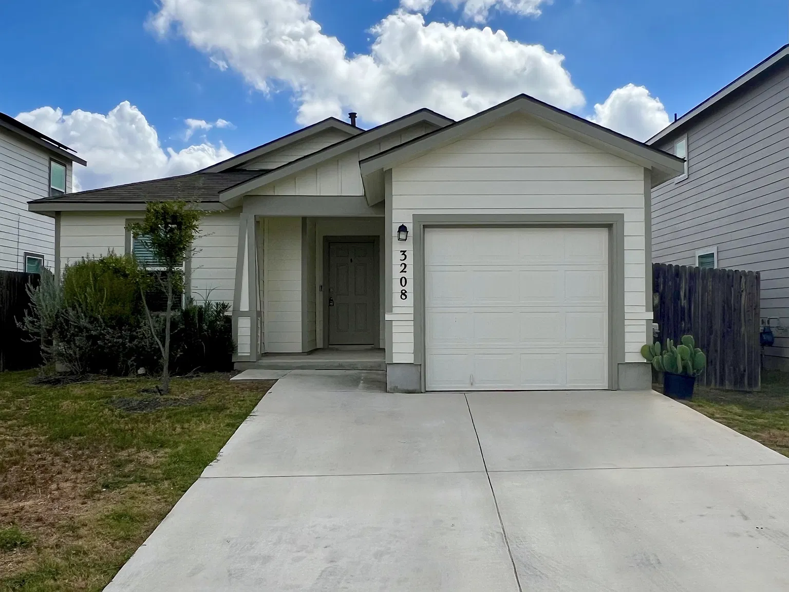 3208 Onion Creek - 1 — Photo 1