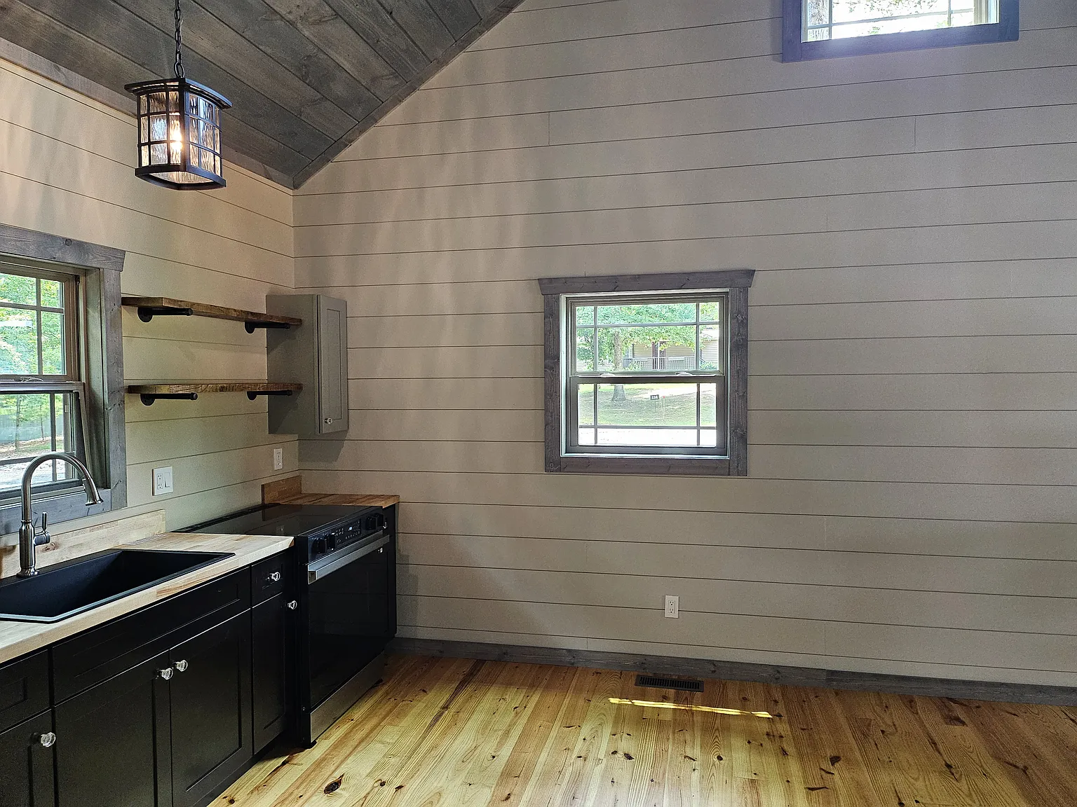 1 bed, 600 sqft, $1,500 — Photo 1