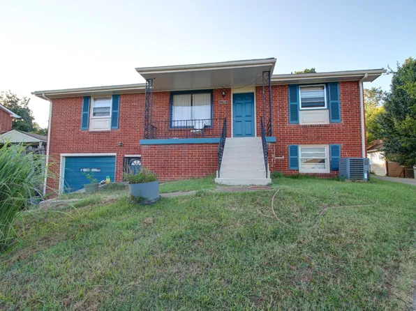 2700 Hody Dr, Nashville, TN 37206
