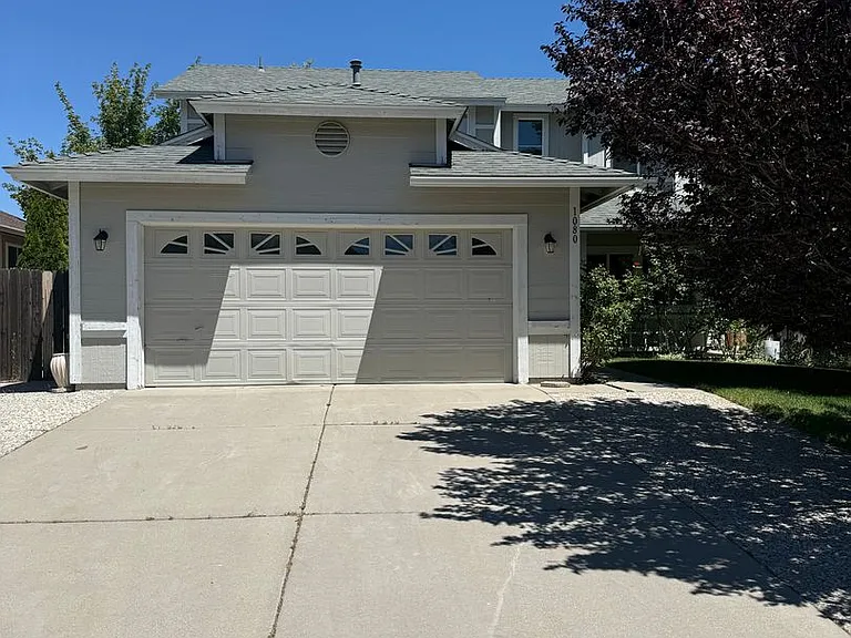 1080 Crosswater Dr — Photo 1