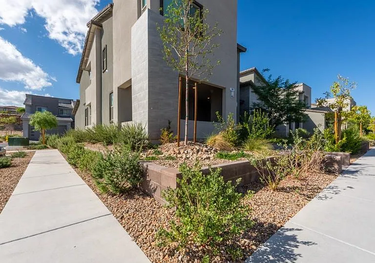 494 Sonoma Range St — Photo 18