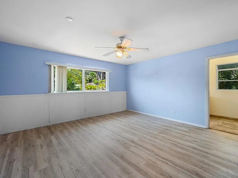 1237 Sandra Cir — Photo 6
