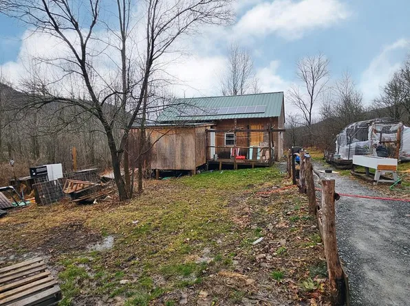 314 Stone Quarry Rd, Westfield, PA 16950